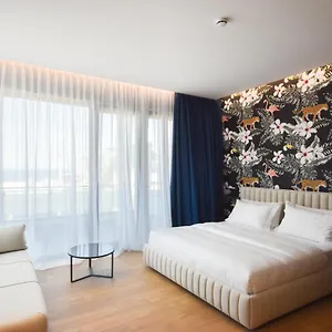 hotel-flamingo-vlore.albaniahotels.org/